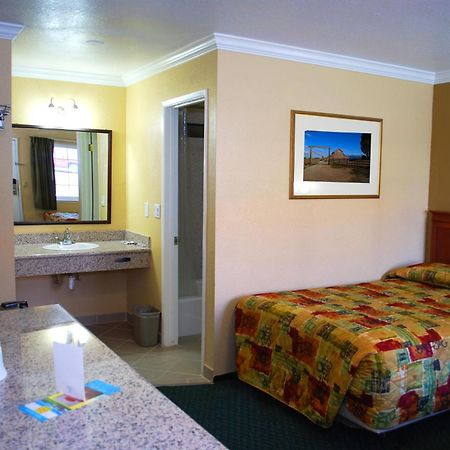 Best 5 Motel Салінас Екстер'єр фото